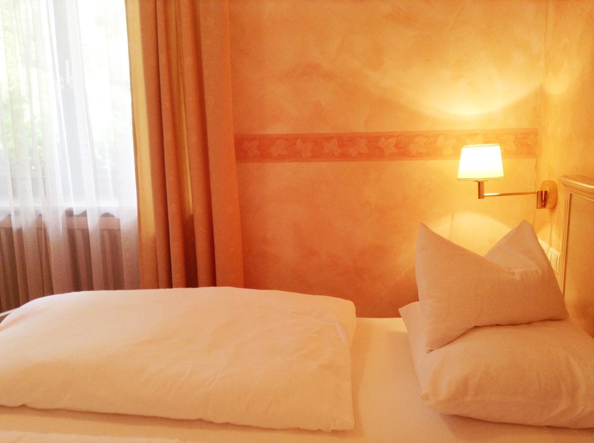 Hotel Grünes Türl Bad Schallerbach Oda fotoğraf